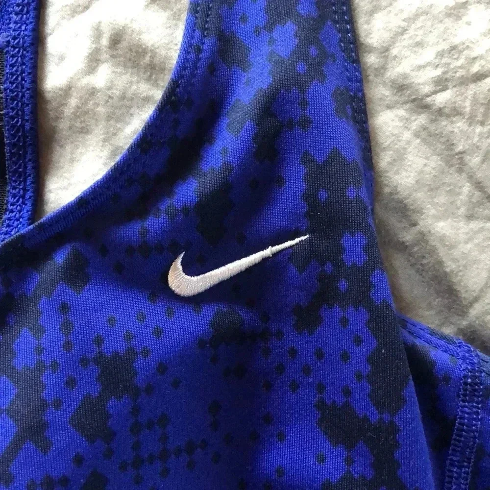 Nike‎ Tank